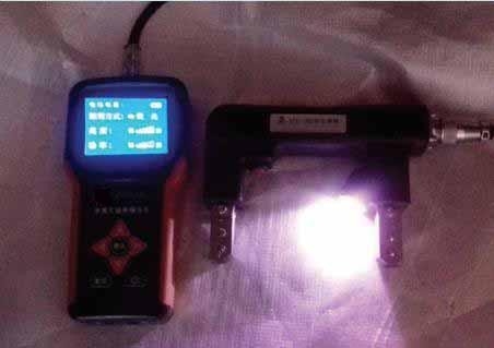 USB 港が付いている手持ち型の金属探知器の磁気粉を変形させて下さい